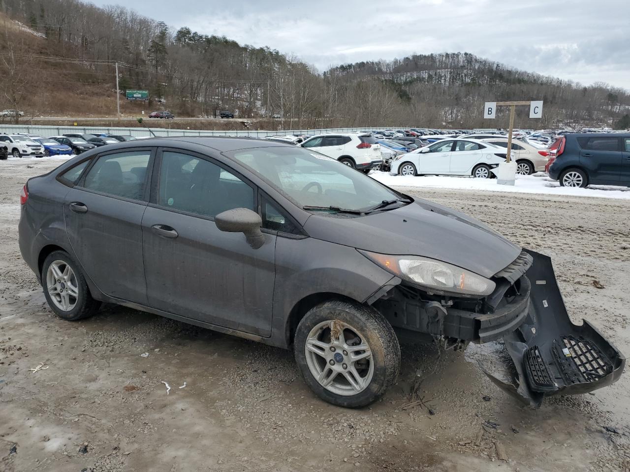 2018 Ford Fiesta Se VIN: 3FADP4BJ2JM118565 Lot: 39570664