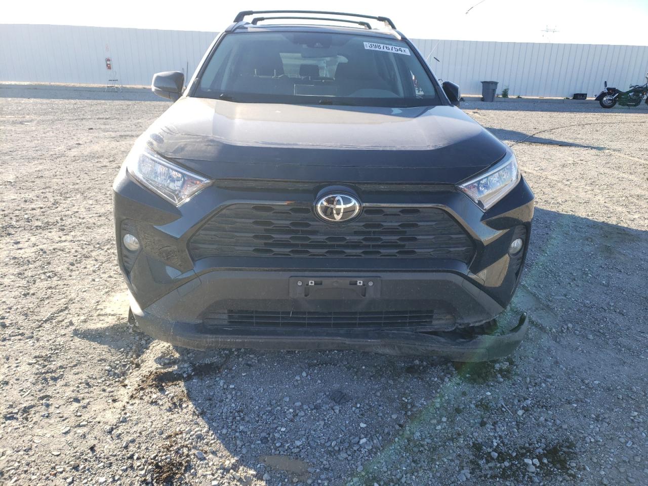 2020 Toyota Rav4 Xle VIN: JTMP1RFV7LJ035202 Lot: 39876754