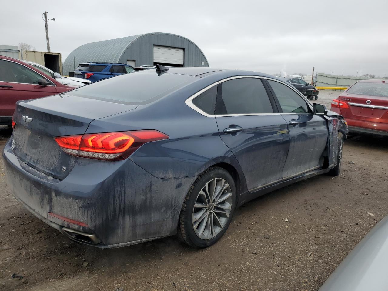 2015 Hyundai Genesis - Image 3