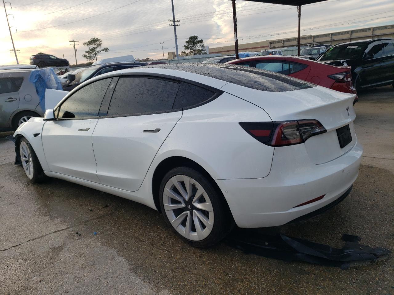 5YJ3E1EAXNF287328 2022 TESLA MODEL 3 - Image 2