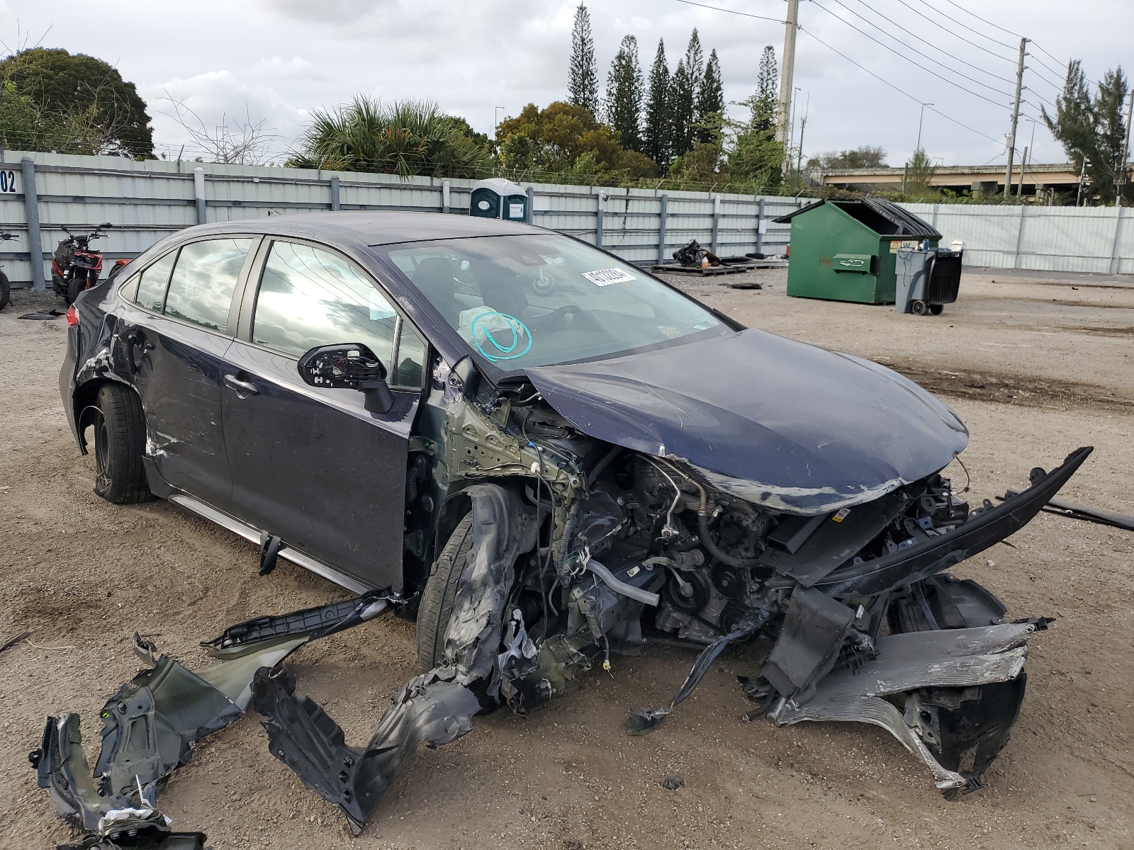 2022 Toyota Corolla Le vin: 5YFEPMAE1NP320508