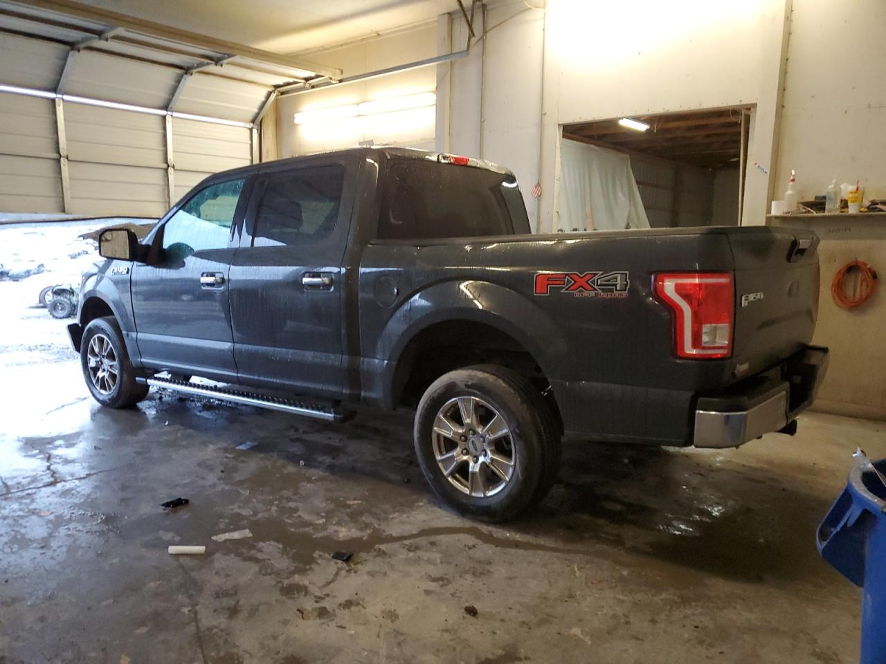 1FTEW1EFXHFA25228 2017 Ford F150 Supercrew