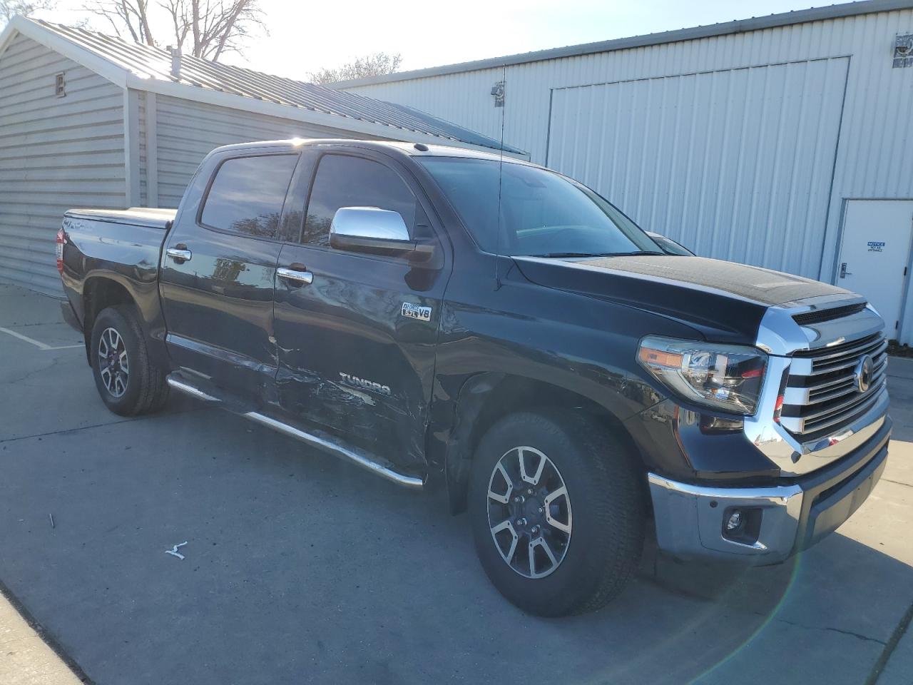 5TFHY5F17JX678651 2018 Toyota Tundra Crewmax Limited