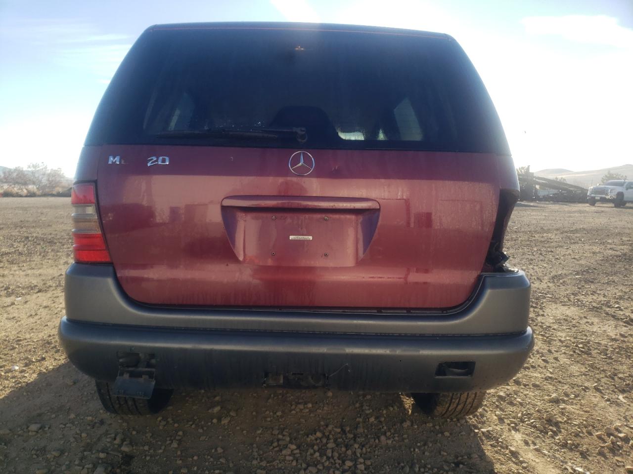 4JGAB54E3WA031310 1998 Mercedes-Benz Ml 320