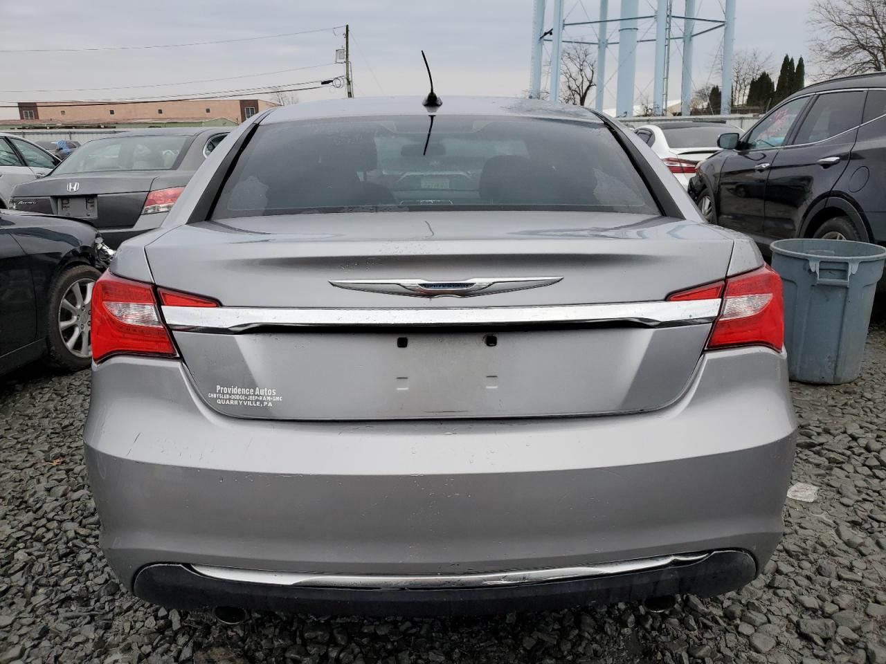 2014 Chrysler 200 Limited VIN: 1C3CCBCG8EN135928 Lot: 82825833