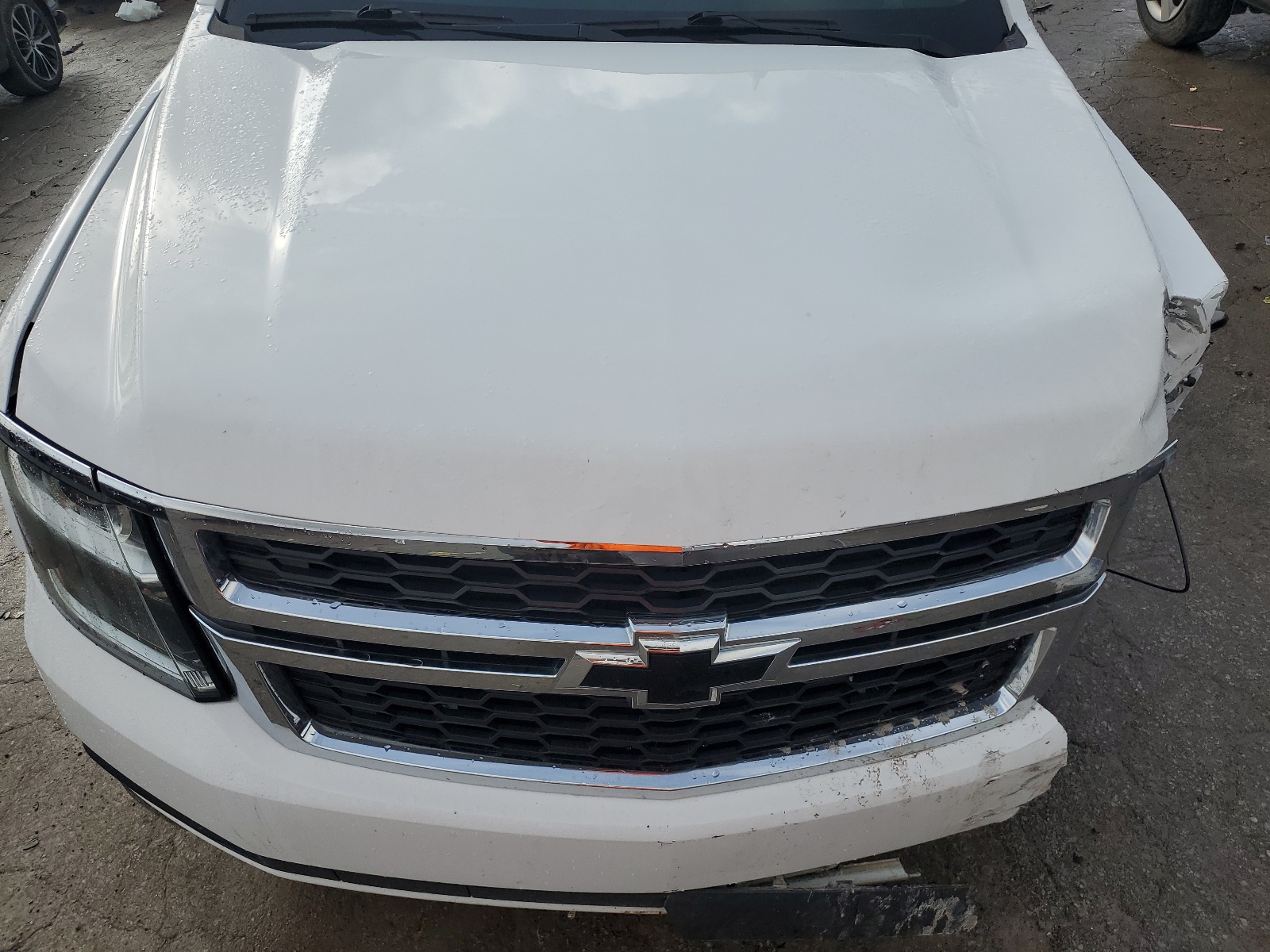 1GNSCHKC0JR191669 2018 Chevrolet Suburban C1500 Lt