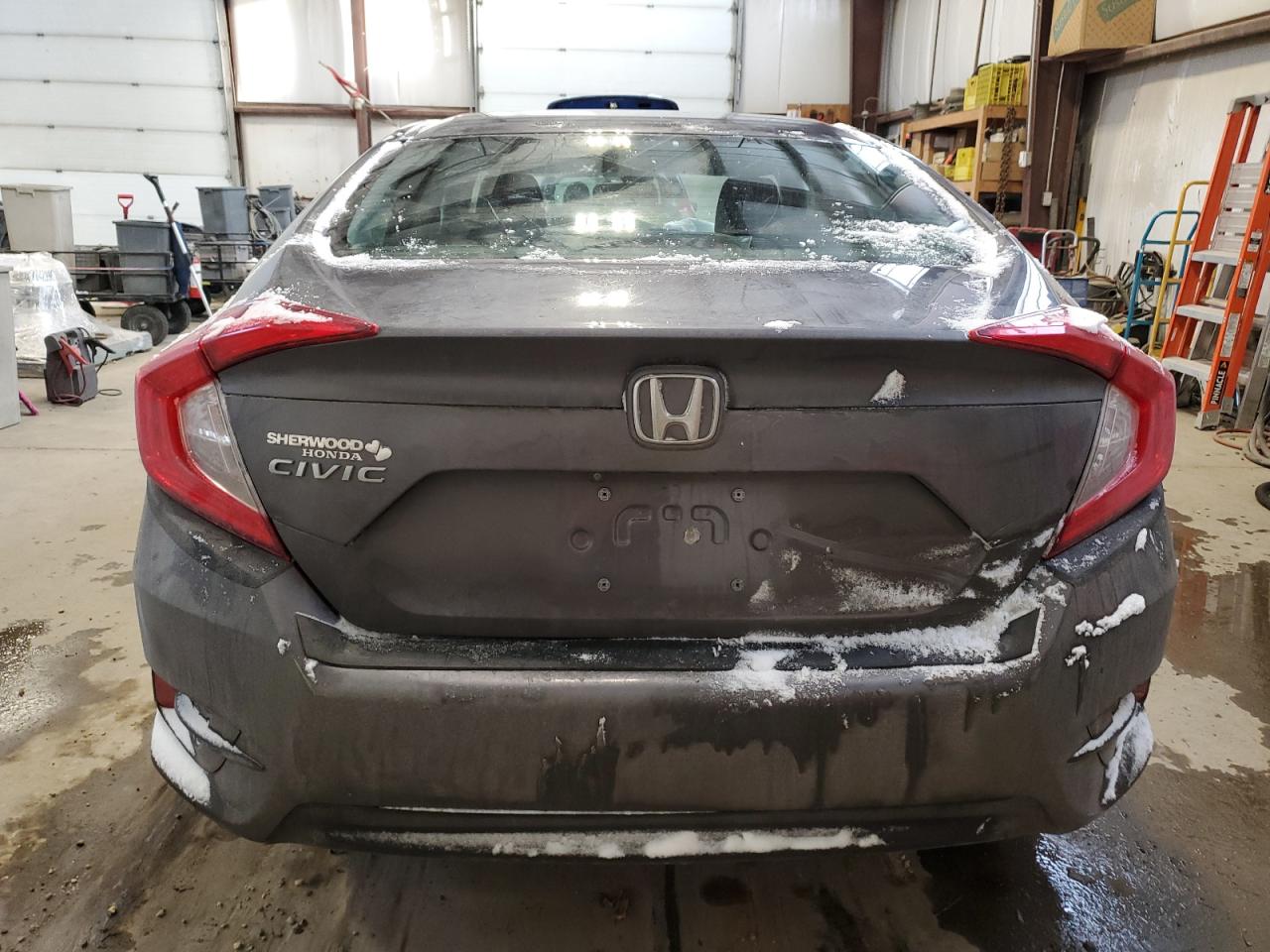 2HGFC2F57HH028032 2017 Honda Civic Lx 2HGFC2F57HH028032 2017 Honda Civic Lx