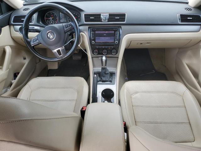 Седаны VOLKSWAGEN PASSAT 2015 Черный