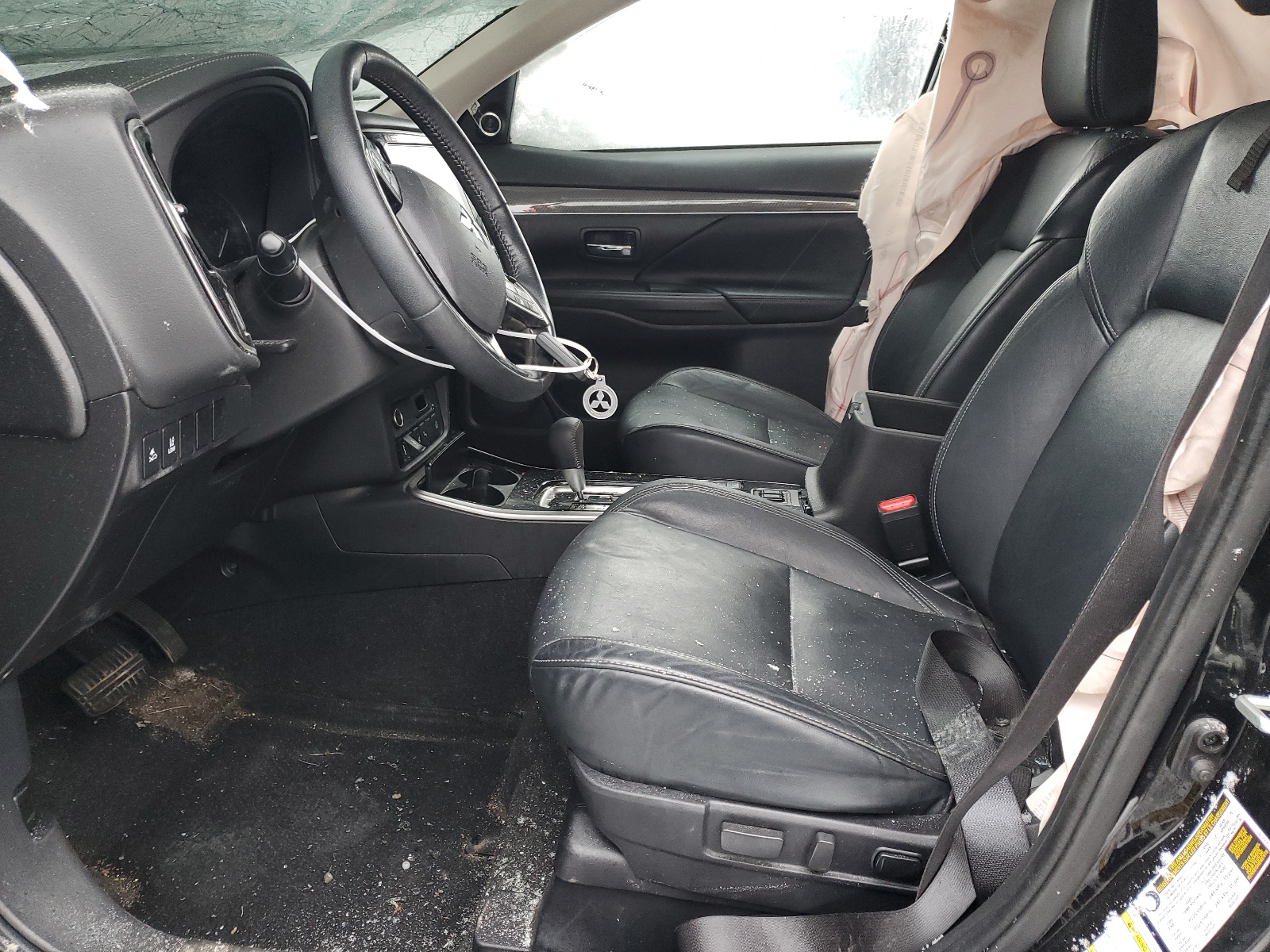 JA4AZ2A35LZ607665 2020 Mitsubishi Outlander Es