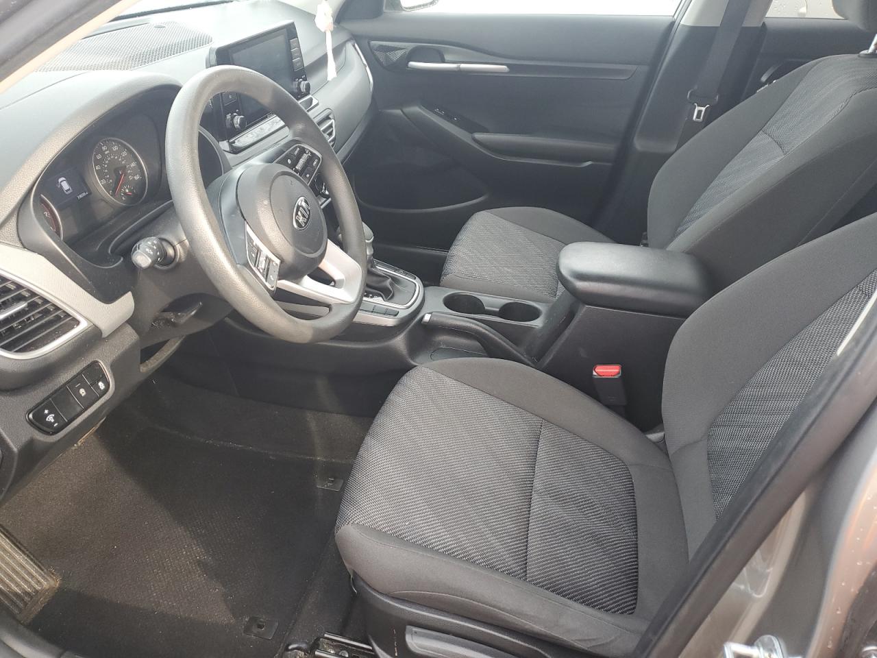 KNDEPCAA8M7157461 2021 Kia Seltos Lx