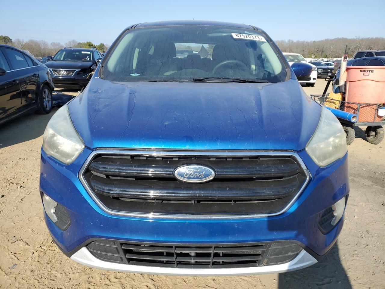 1FMCU0GD5HUC81724 2017 Ford Escape Se