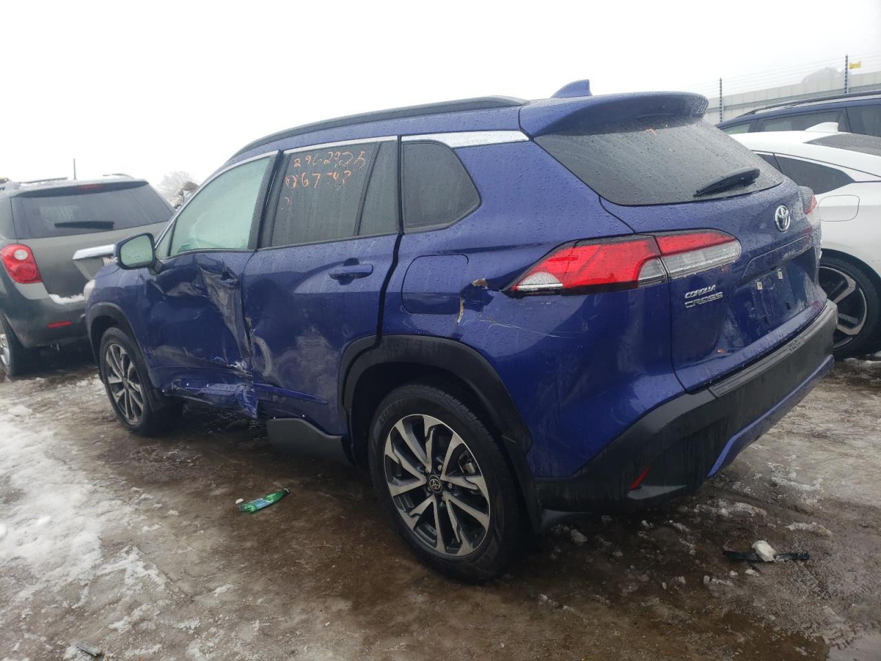 2023 Toyota Corolla Cross Xle VIN: 7MUDAABG0PV067743 Lot: 39411504