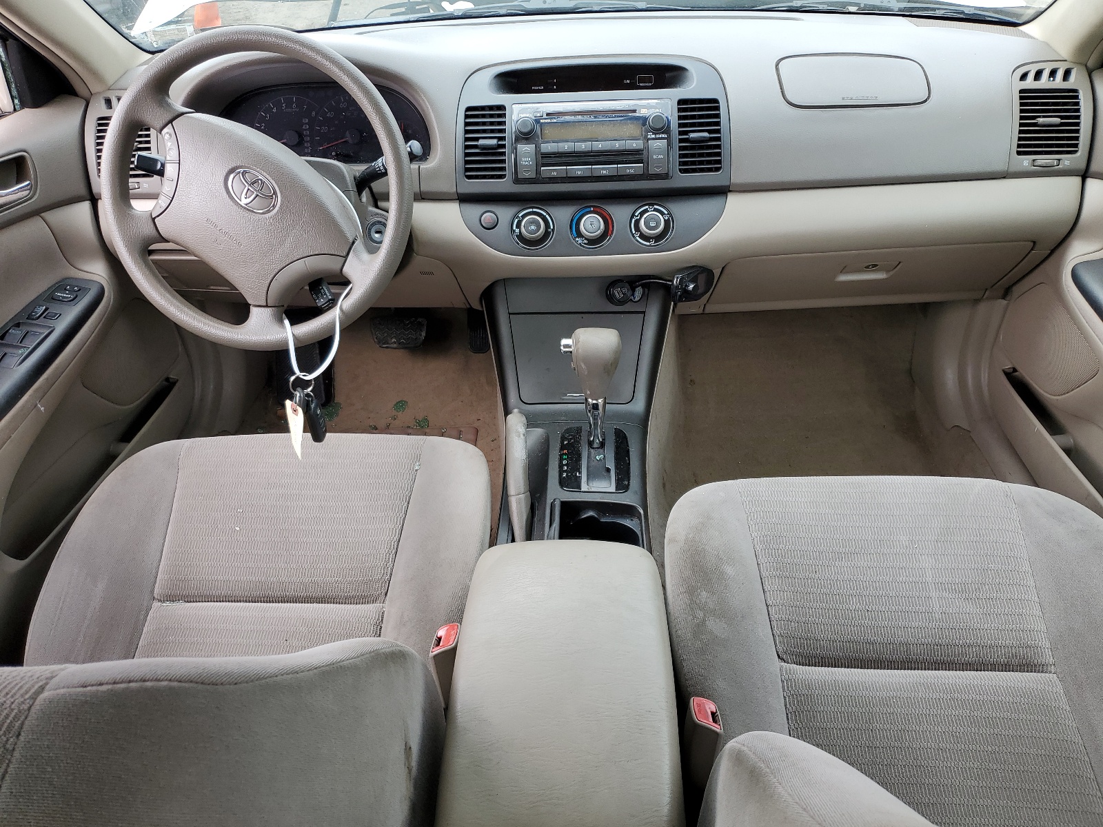 4T1BE32KX5U066688 2005 Toyota Camry Le