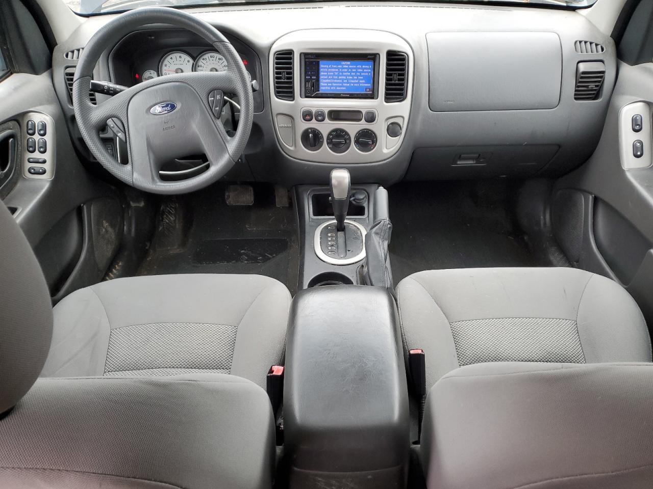 2005 Ford Escape Xlt VIN: 1FMYU93175KD53293 Lot: 82142443