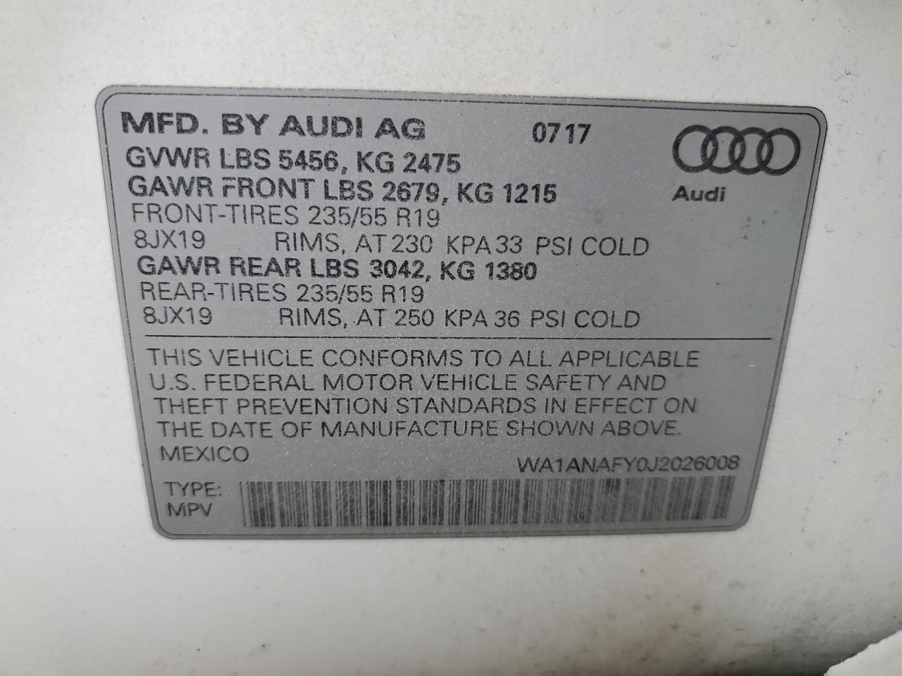 WA1ANAFY0J2026008 2018 Audi Q5 Premium