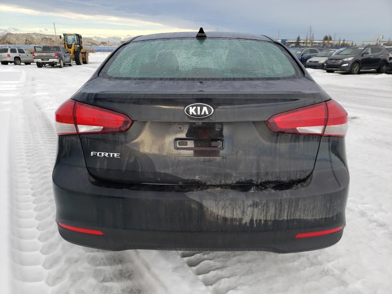 2018 Kia Forte Lx VIN: 3KPFL4A71JE163558 Lot: 40520294