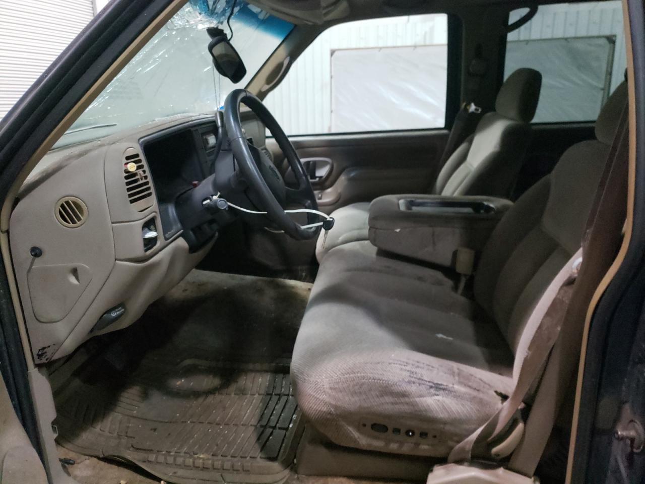 1998 Chevrolet Suburban C1500 VIN: 3GNEC16R3WG133520 Lot: 80033184