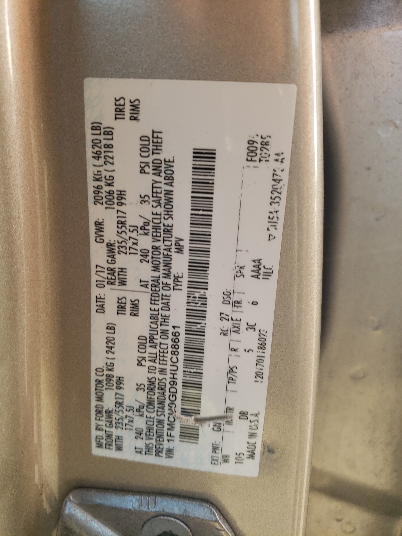 1FMCU0GD9HUC88661 2017 Ford Escape Se