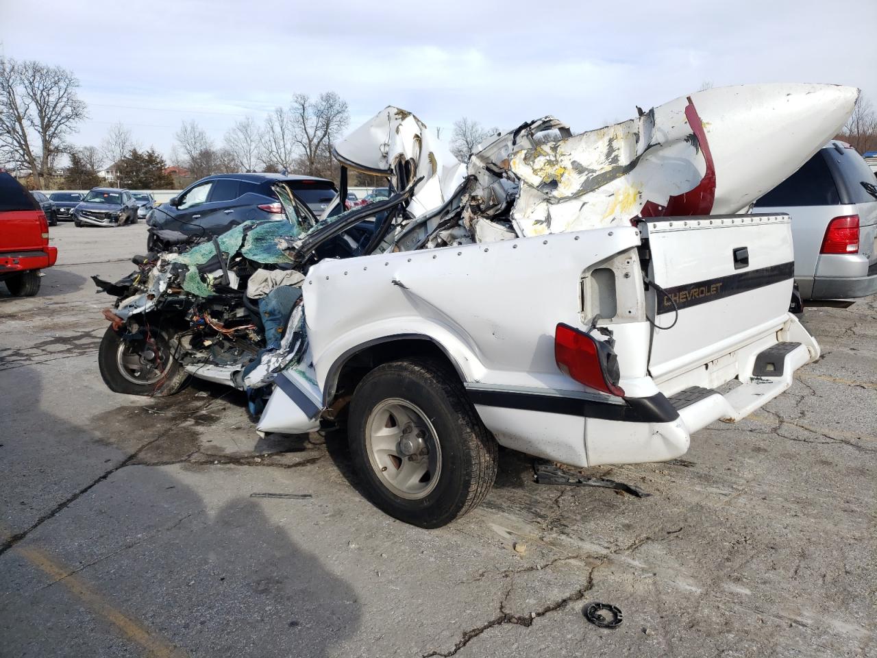 1995 Chevrolet S-10 Pickup - Image 2