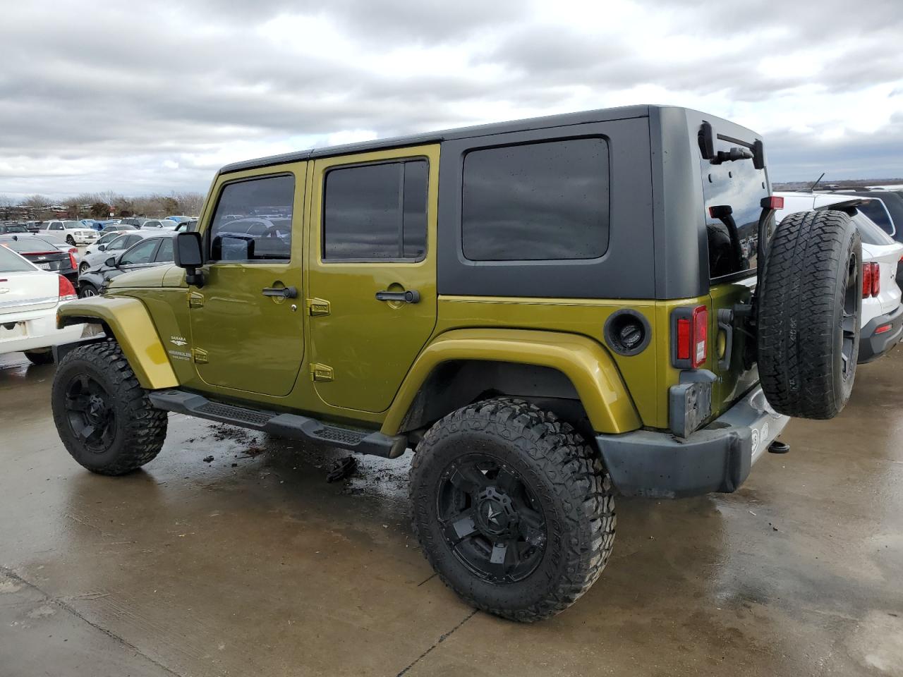 2008 Jeep Wrangler Unlimited Sahara VIN: 1J4GB591X8L530305 Lot: 40609464