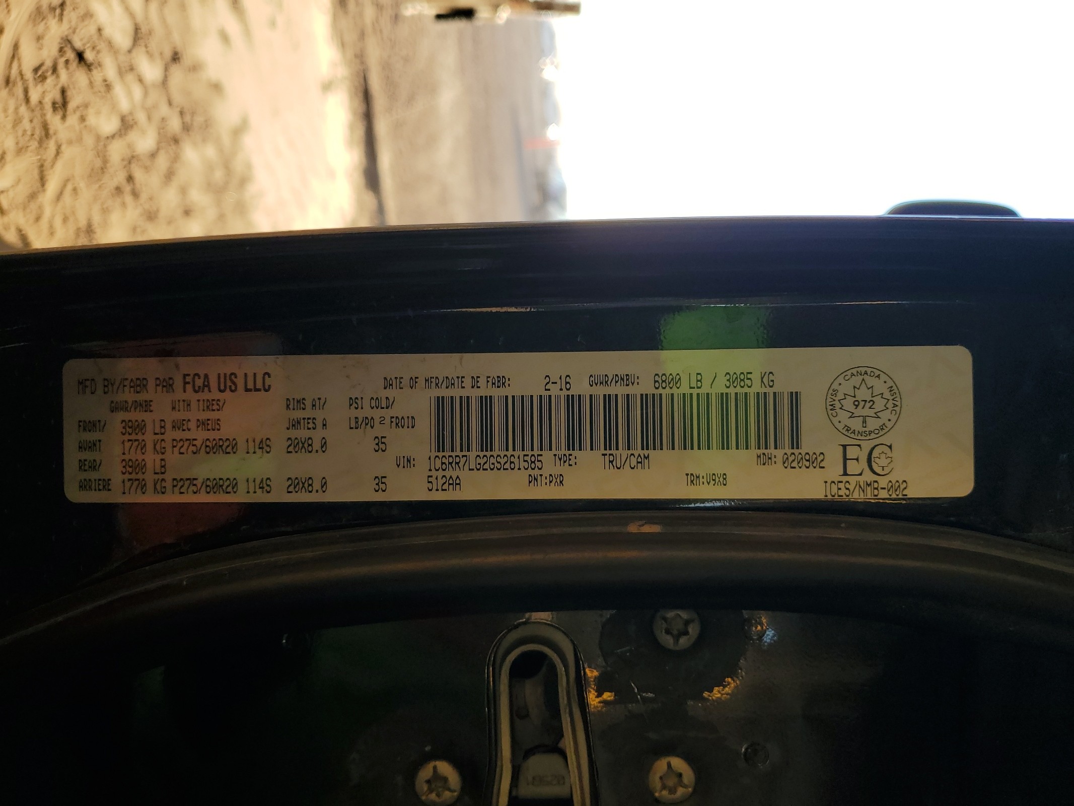 1C6RR7LG2GS261585 2016 Ram 1500 Slt