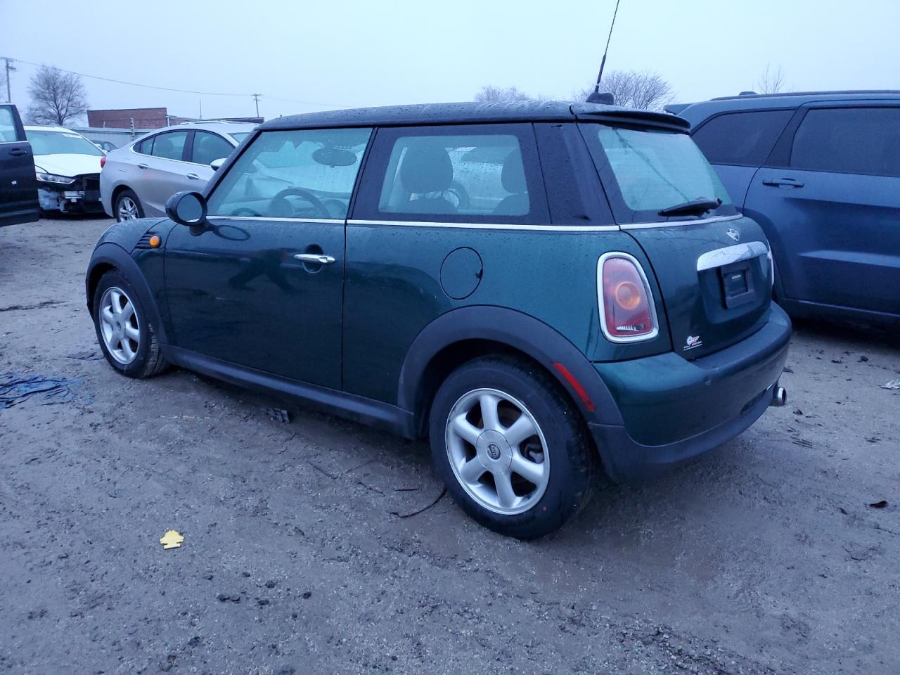 2009 Mini Cooper VIN: WMWMF335X9TW71645 Lot: 40378824