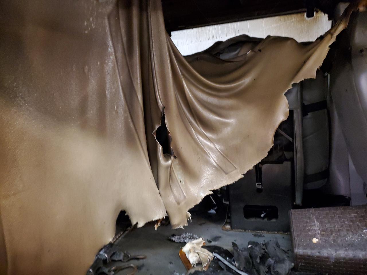 2011 Ford Econoline E250 Van VIN: 1FTNE2EWXBDB05446 Lot: 84982375