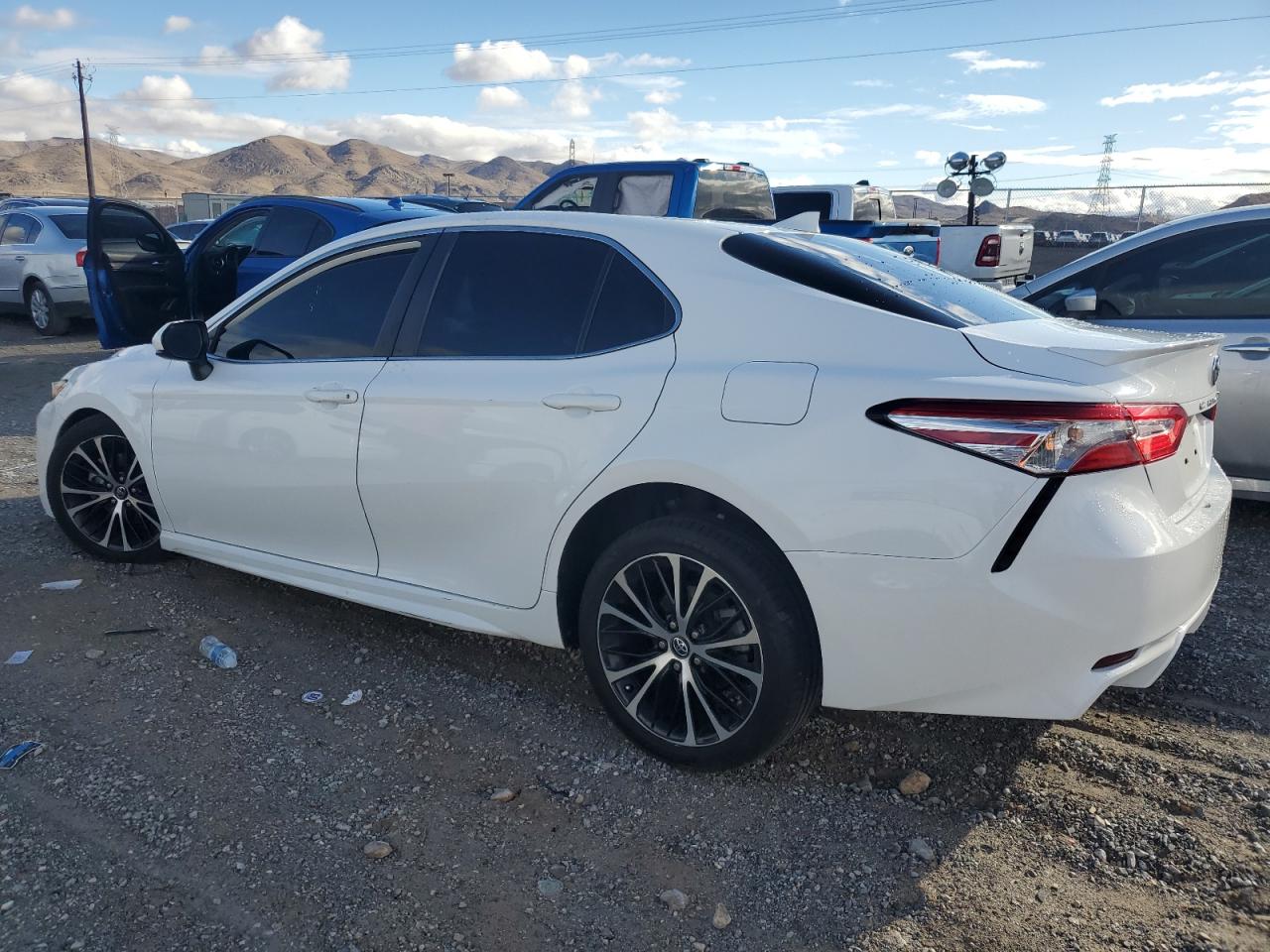 2020 Toyota Camry Se VIN: 4T1G11AKXLU914590 Lot: 39619584