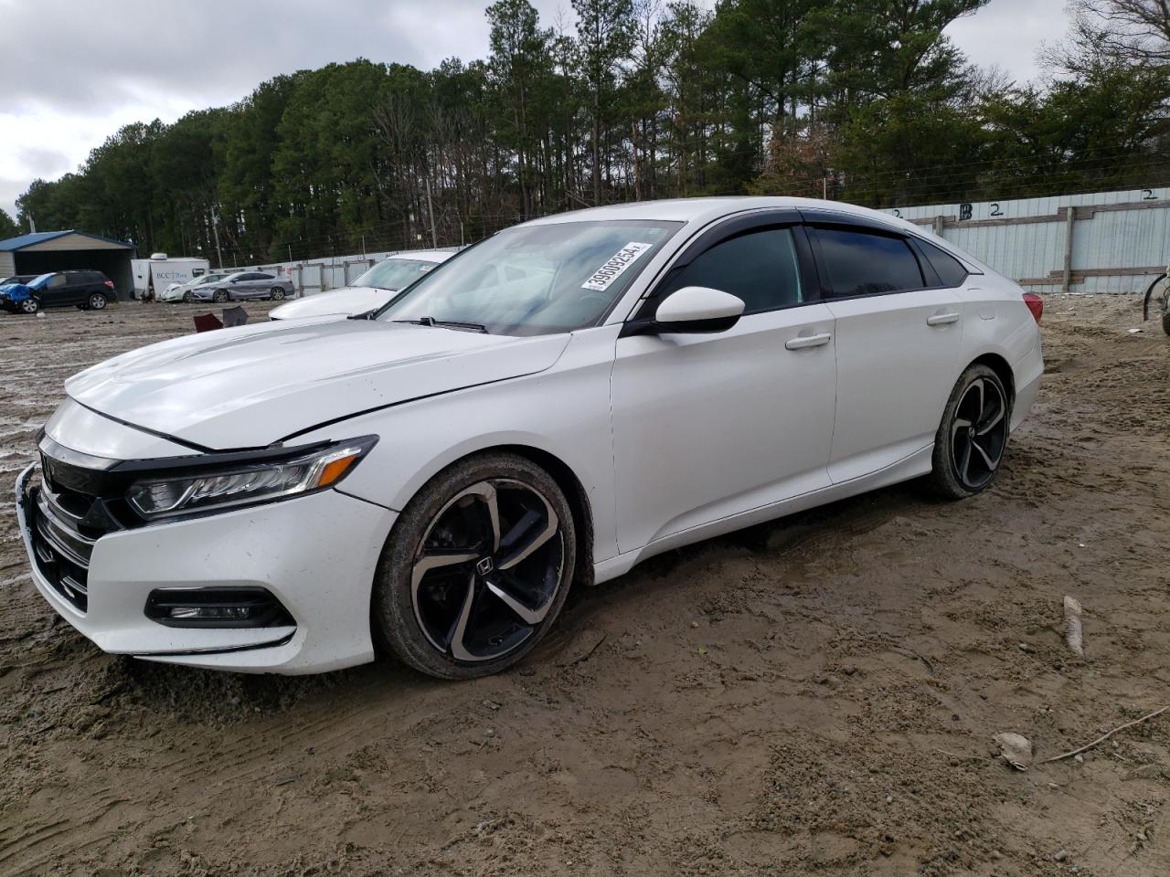 2018 Honda Accord Sport VIN: 1HGCV1F37JA095353 Lot: 39609254