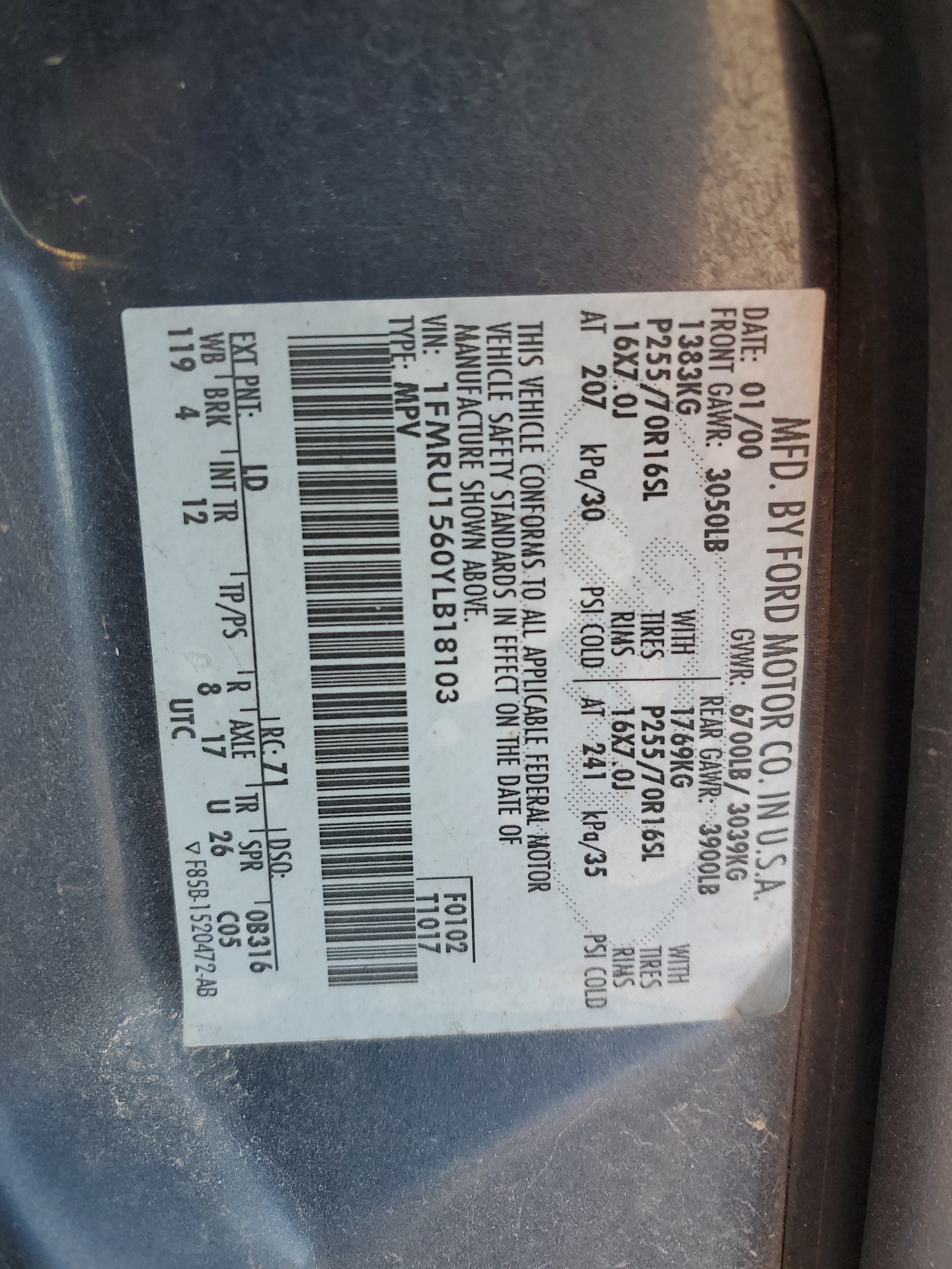 1FMRU1560YLB18103 2000 Ford Expedition Xlt