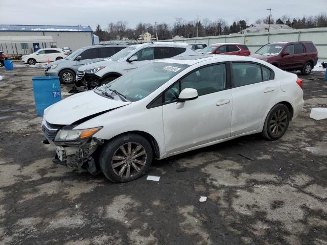 Седаны HONDA CIVIC 2012 Белый