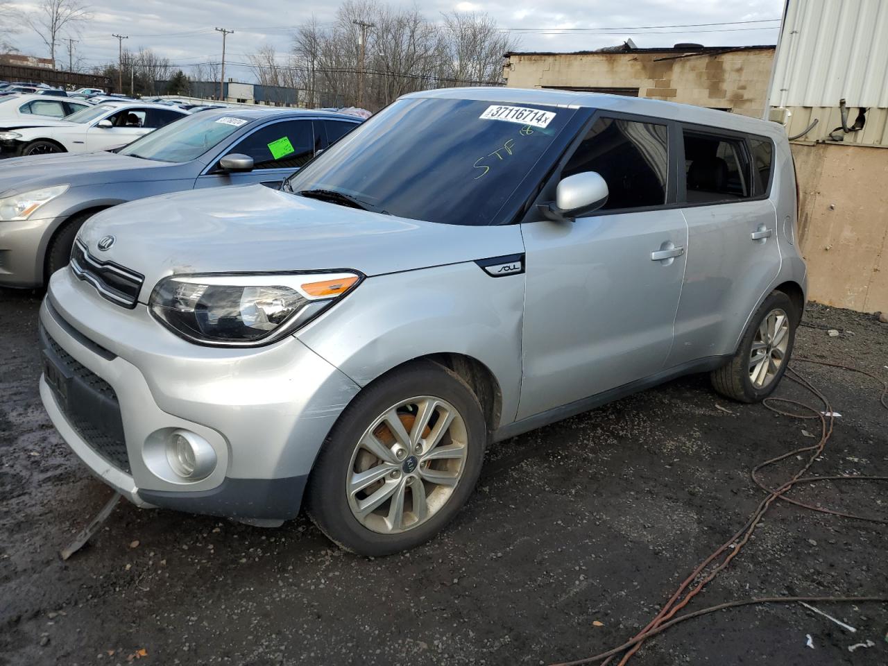 KNDJP3A52J7505347 2018 Kia Soul +