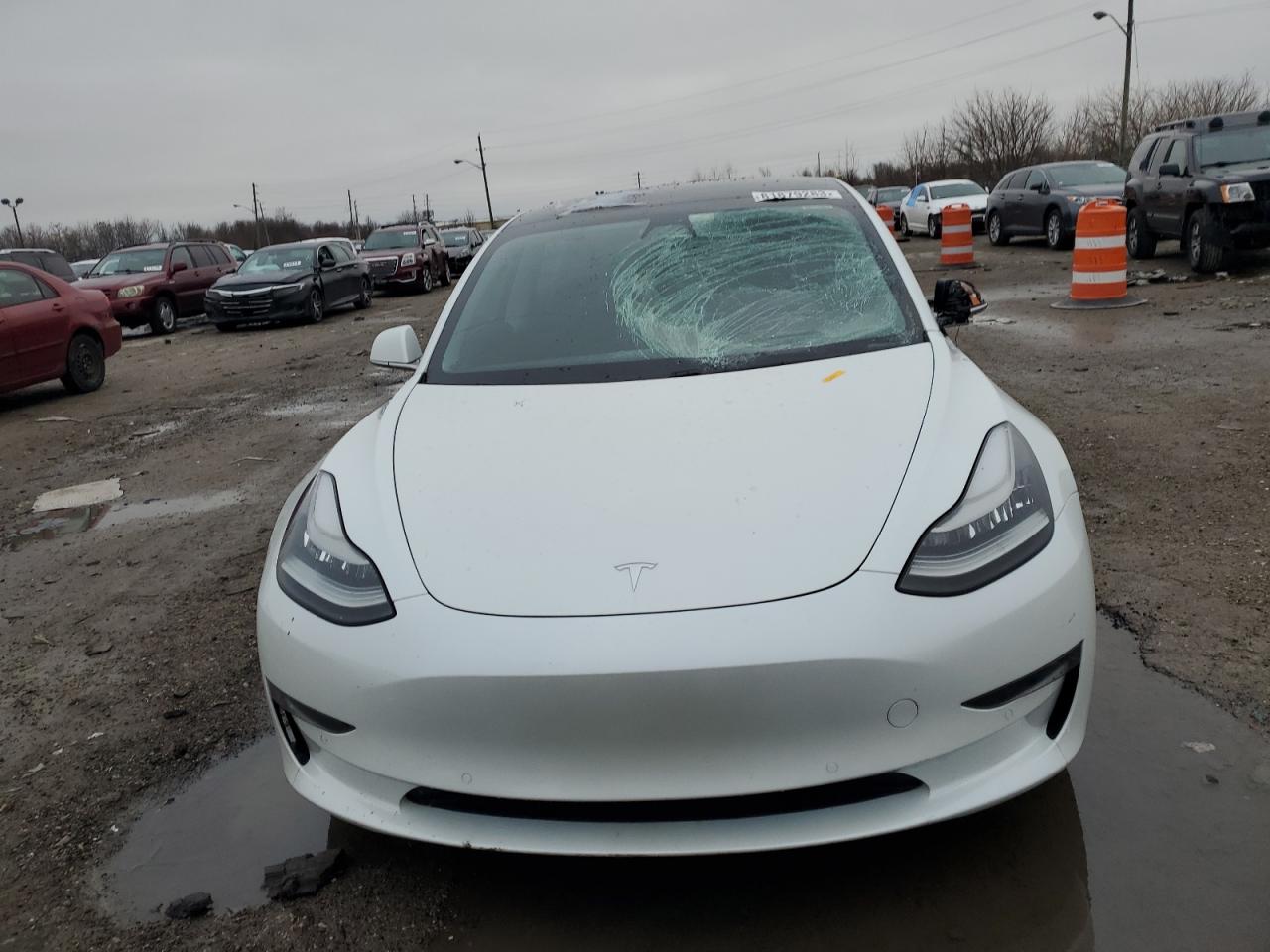 5YJ3E1EB9KF469834 2019 Tesla Model 3