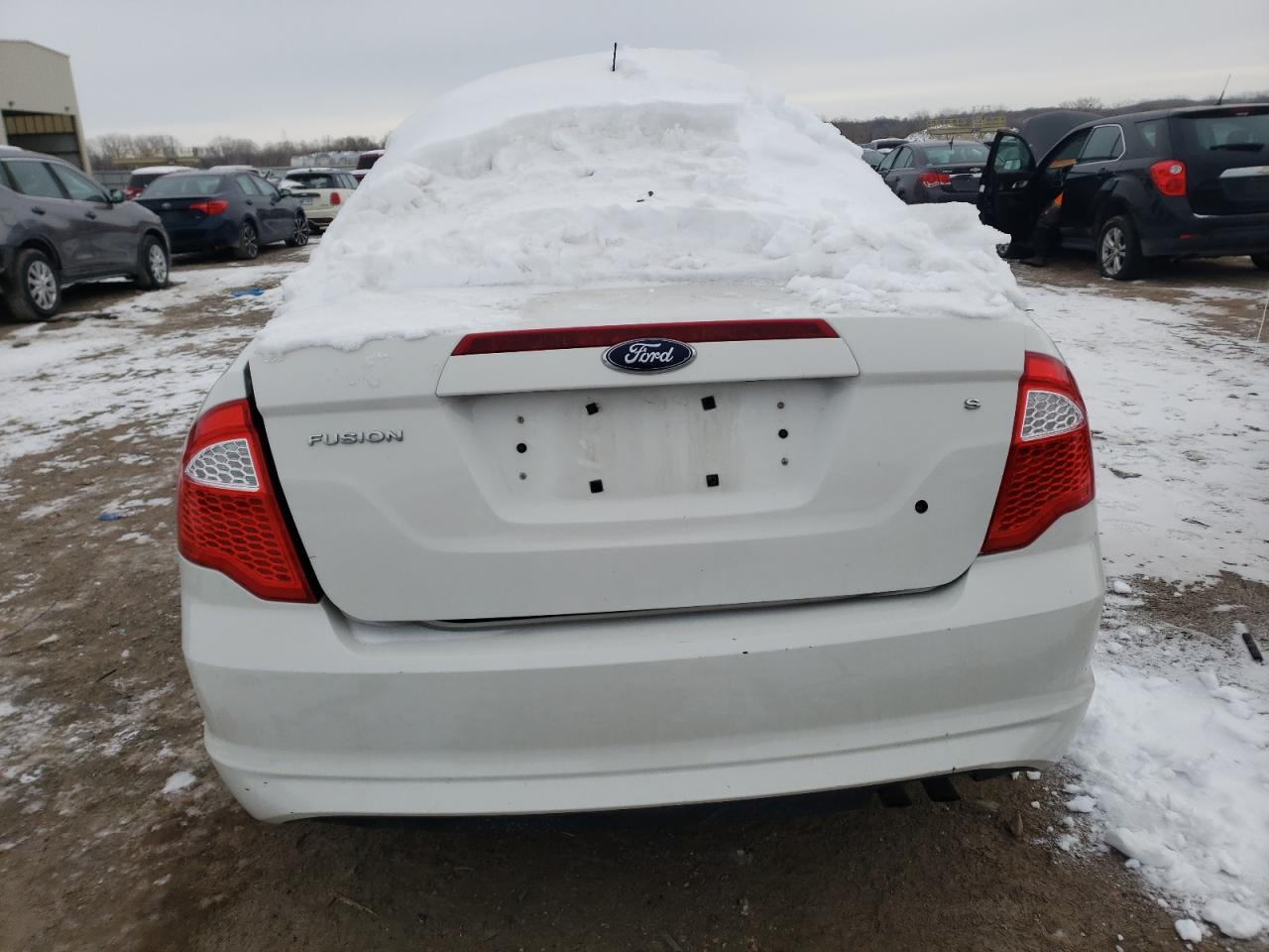 2010 Ford Fusion S VIN: 3FAHP0GA2AR179176 Lot: 37914184