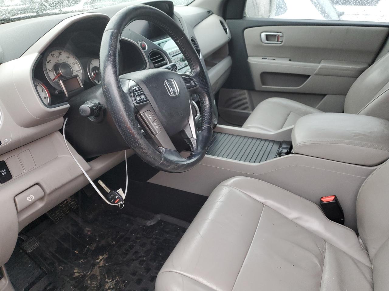 2011 Honda Pilot Touring VIN: 5FNYF4H90BB053961 Lot: 39515804