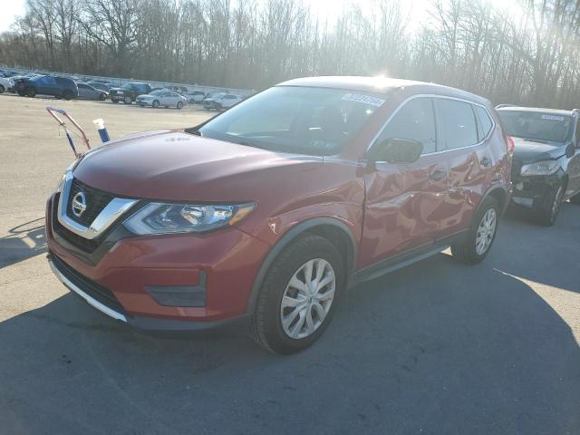  NISSAN ROGUE 2017 Красный