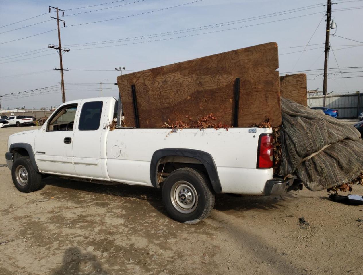 2003 Chevrolet Silverado - Image 2