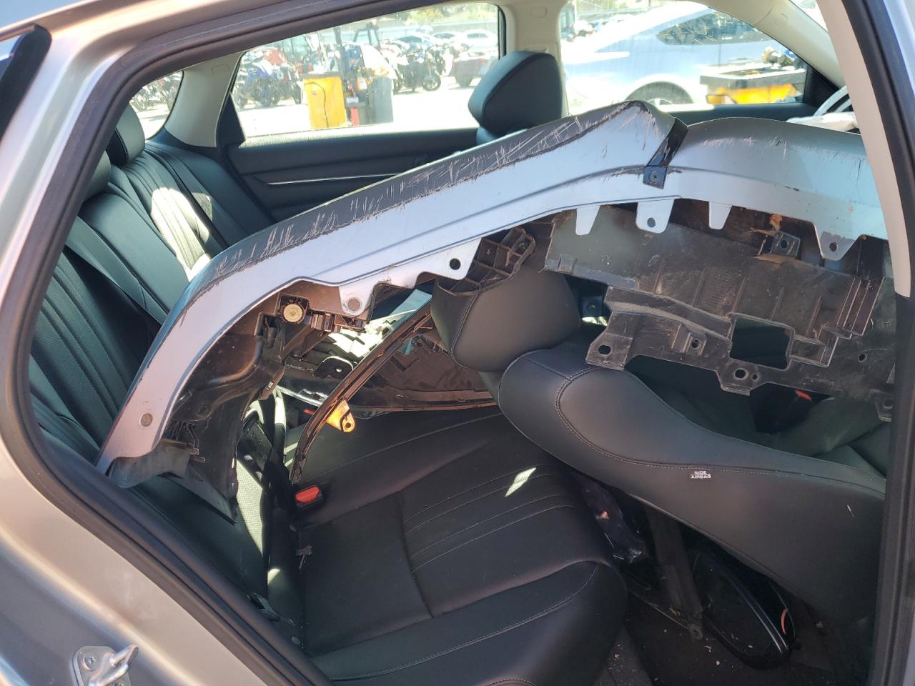 2022 Honda Accord Sport Se VIN: 1HGCV1F40NA053637 Lot: 39572934