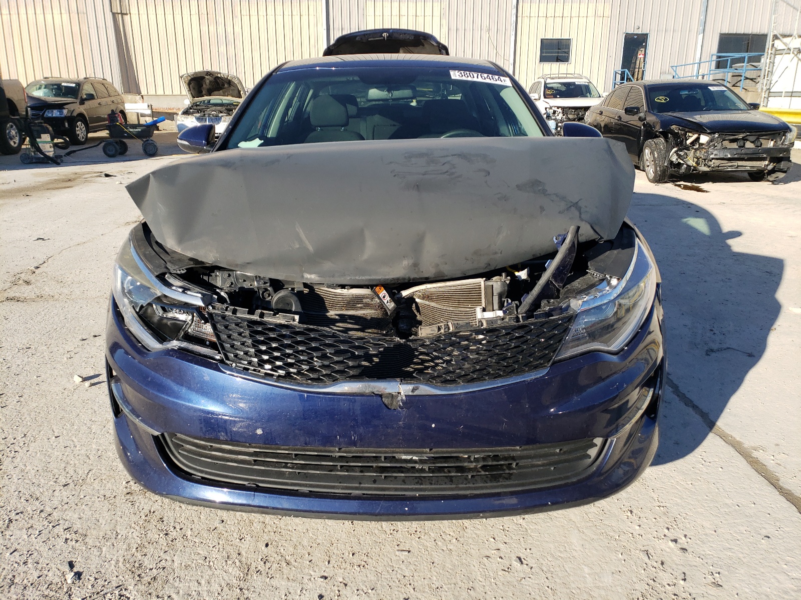 2017 Kia Optima Lx vin: 5XXGT4L39HG160472