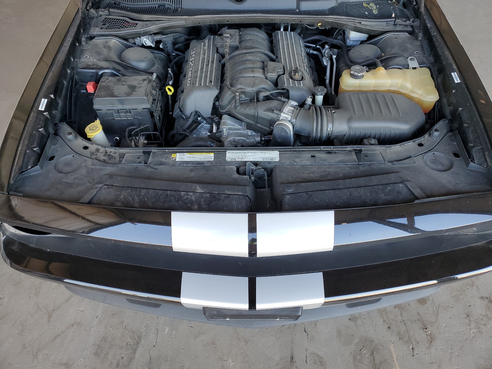 2C3CDYCJ4CH130775 2012 Dodge Challenger Srt-8