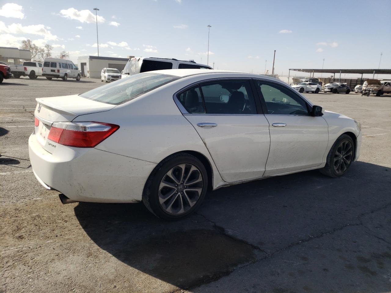 1HGCR2F55FA169498 2015 Honda Accord Sport