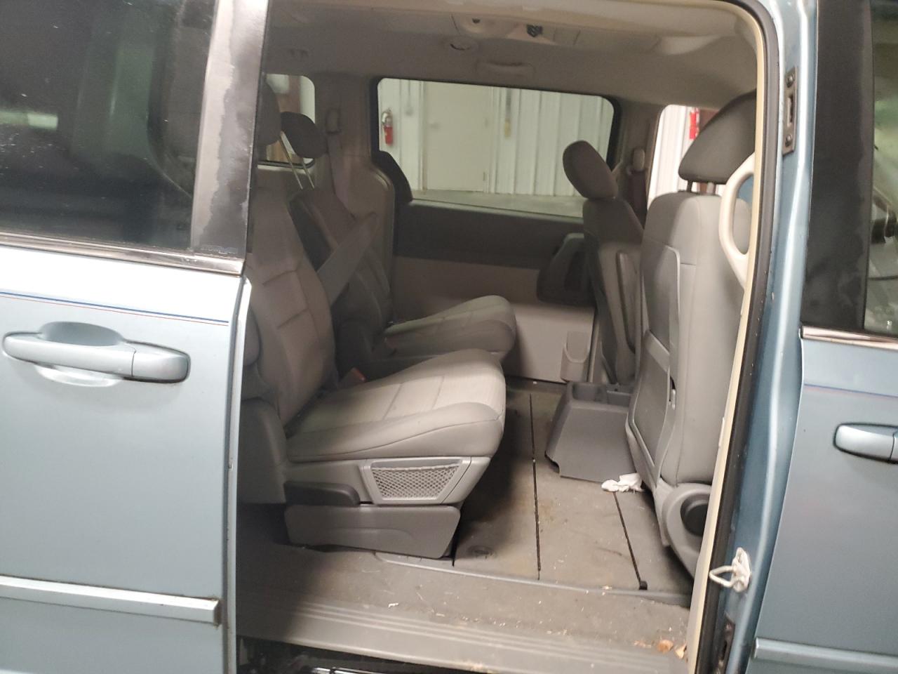 2008 Chrysler Town & Country Touring VIN: 2A8HR54P88R682956 Lot: 37468004