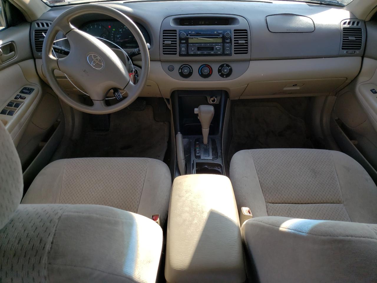 2003 Toyota Camry Le VIN: 4T1BE32K13U655979 Lot: 82400763