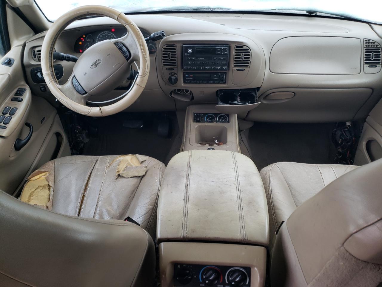 2001 Ford Expedition - Image 8