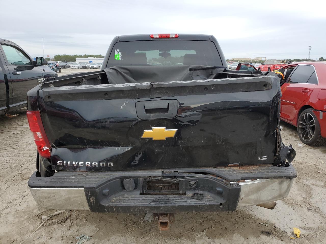 2012 Chevrolet Silverado - Image 6