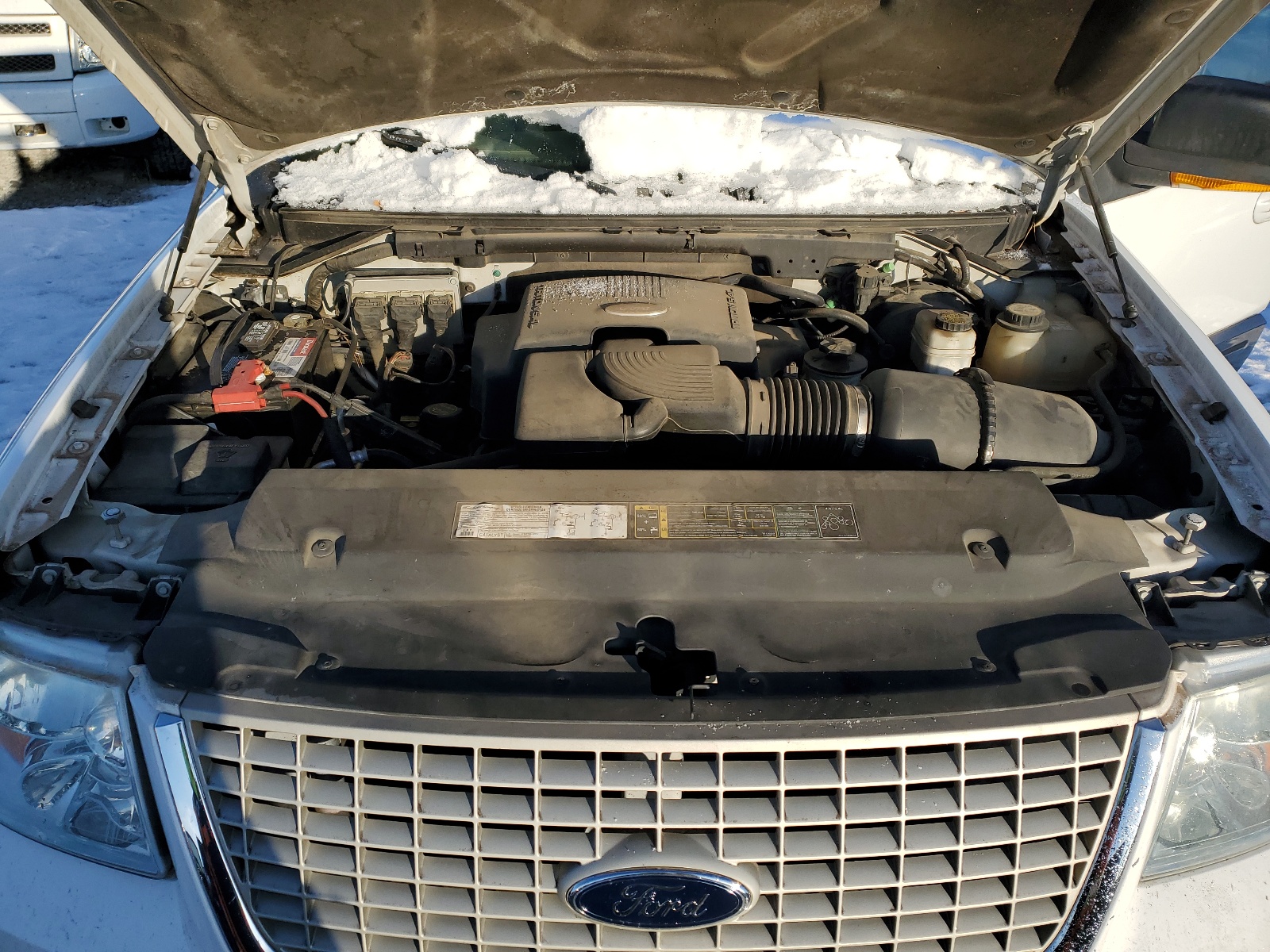 1FMFU18LX4LA88395 2004 Ford Expedition Eddie Bauer