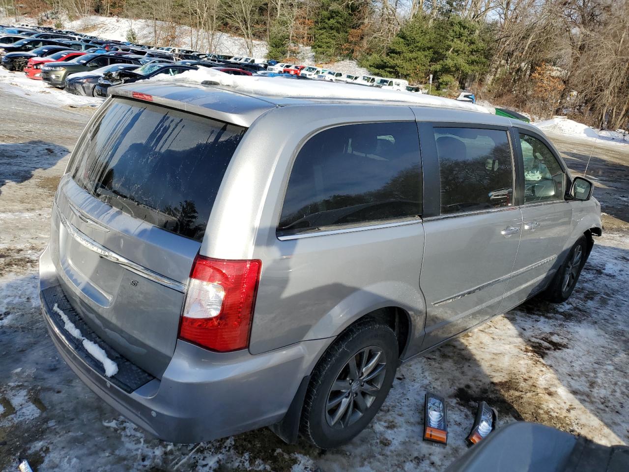 2014 Chrysler Town & Country S VIN: 2C4RC1HG0ER472248 Lot: 81484293