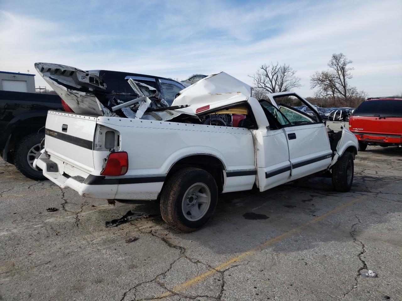 1995 Chevrolet S-10 Pickup - Image 3