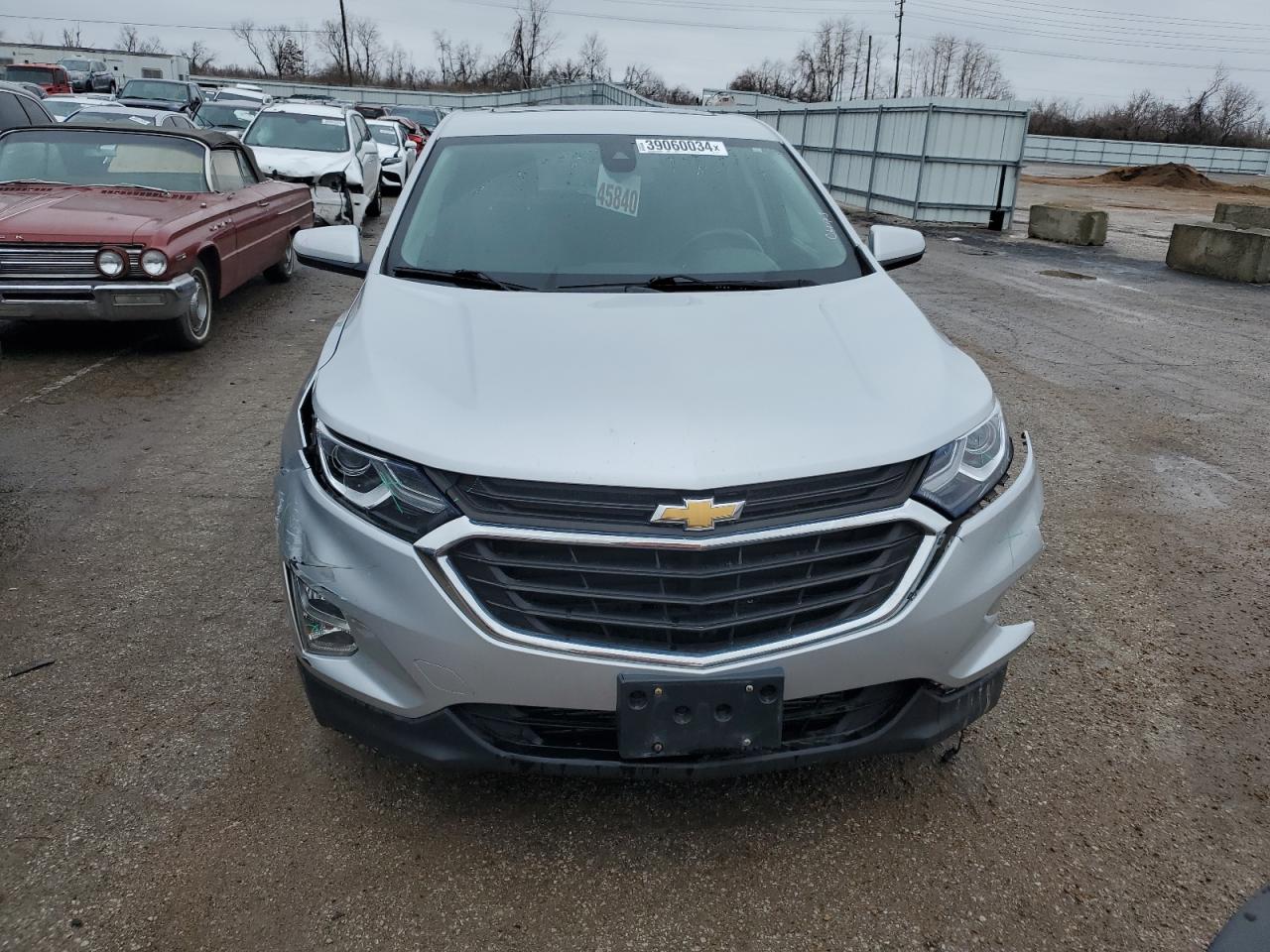 2020 Chevrolet Equinox - Image 5