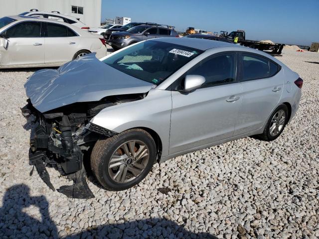  HYUNDAI ELANTRA 2019 Сріблястий